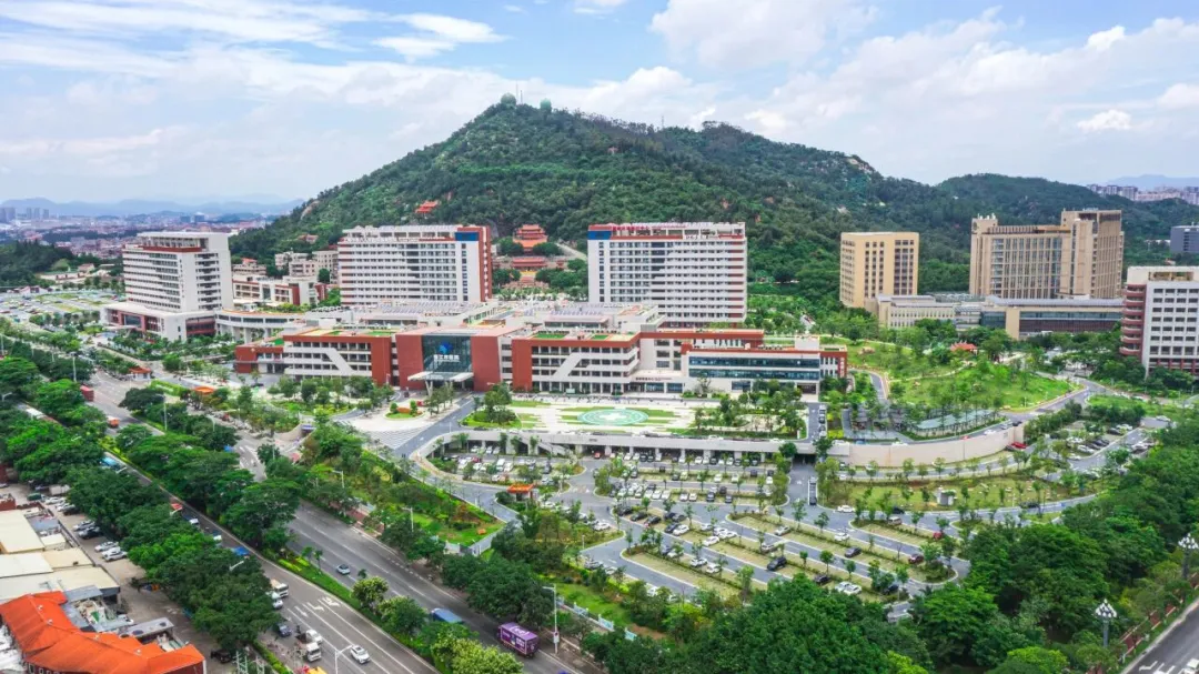 核减近千张床位！大三甲医院规模调整”